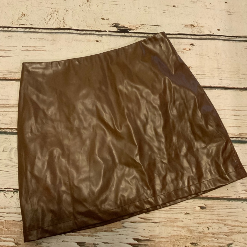 Princess Polly Brown Faux Leather Mini Skirt‎ 4 - Coquette Clean Girl Aesthetic